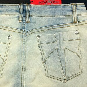 Royal Bones Hot Topic NWT🏖Sandy Beach🌊Blue Rockn